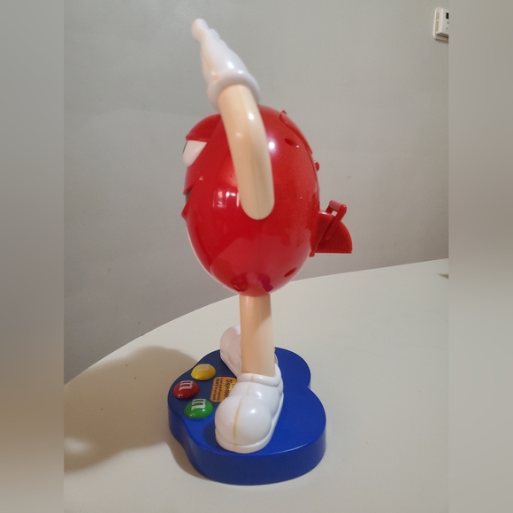 M&M 's waving Red Candy DISPENSER  .. Mars Company Collectibe ... - Picture 6 of 14
